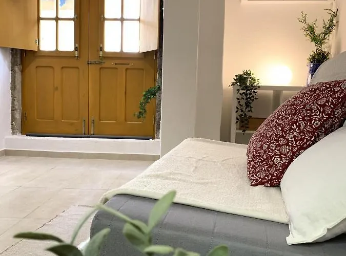 Lovely Loft * Сетубал